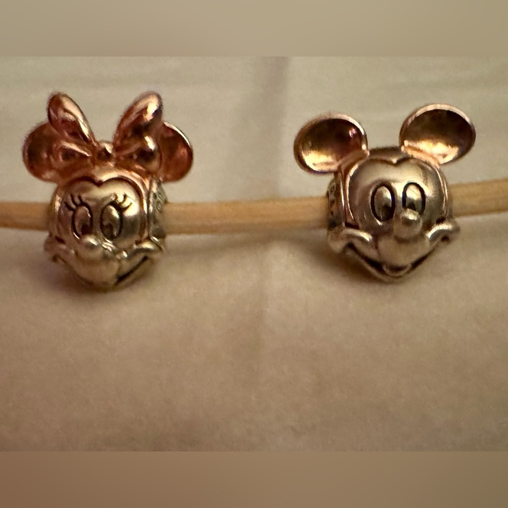 Pandora Disney Minnie Mouse & Mickey Essence Charms